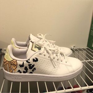 Ladies ADIDAS 8.5 Sneakers Jungle Cheetah print EUC